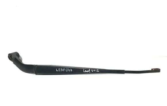 Nissan Leaf I (ZE0) Front wiper blade arm C618B3LD