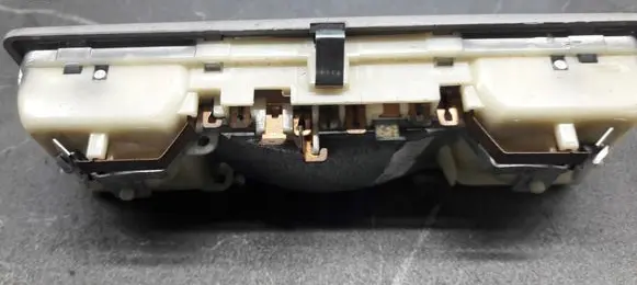 KIA Carens I Screen/display/small screen