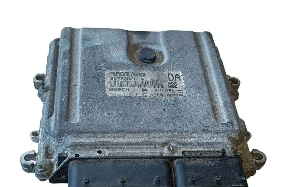 Volvo XC90 Engine control unit/module 30729826A 1039S10667 0281012103