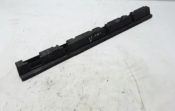 Volvo S90, V90 Sill supporting ledge 31365855