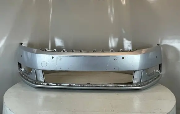 Volkswagen PASSAT B7 Front bumper 3AA807221