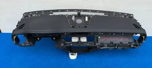 Mercedes-Benz X-class W470 Dashboard 681005XA1A