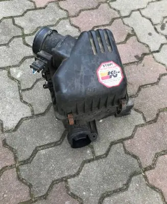 KIA Ceed Air filter box 281001H300