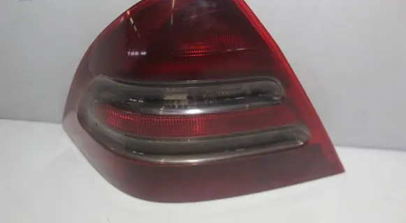 Mercedes-Benz C W203 Rear/tail lights