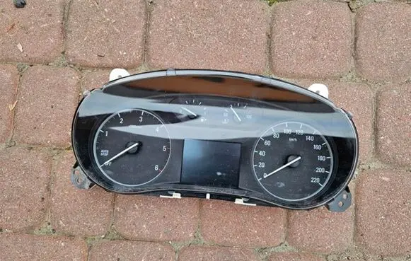 Opel Mokka X Speedometer (instrument cluster) 42483699