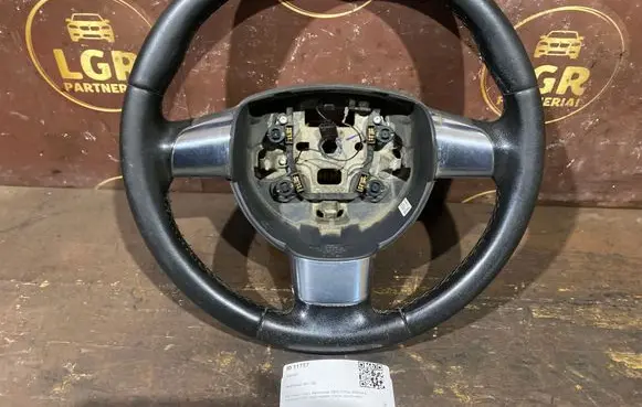 Ford Focus Steering wheel 4M513600E