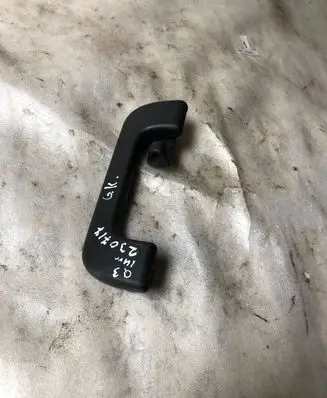 Audi Q3 8U Rear interior roof grab handle 8r0857607j