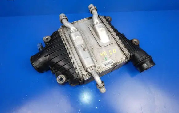 Jaguar XE Intercooler radiator GX736K775AE