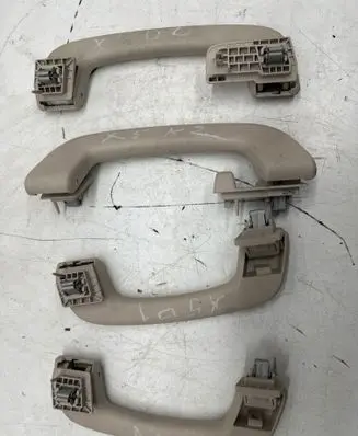 BMW X5 F15 A set of handles for the ceiling 064328158 06432815B