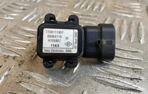 Renault Trafic II (X83) Air pressure sensor 7700111957 09364119 H105867