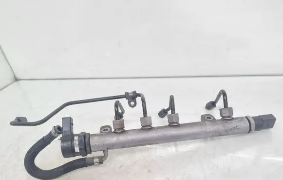 Mitsubishi Colt Fuel main line pipe A6390700495 0281002504 A6110780449