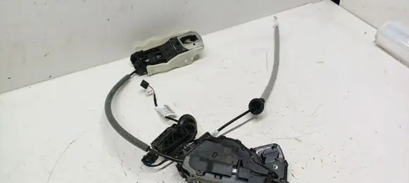 Skoda Octavia Mk4 Front door lock B5D5TB837015D