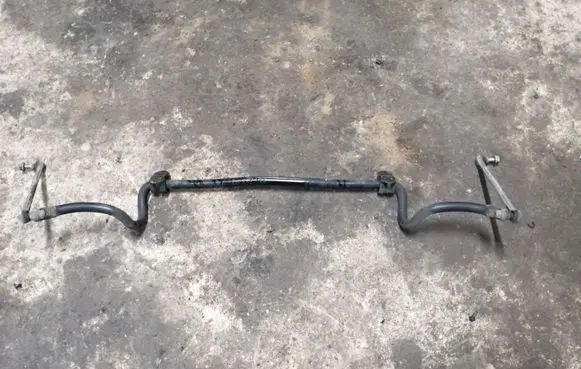 Opel Mokka X Front anti-roll bar/sway bar 95185585