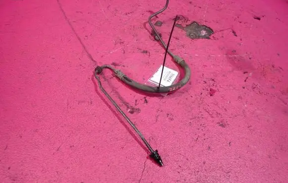 Volkswagen Polo IV 9N3 Clutch pipe/line 