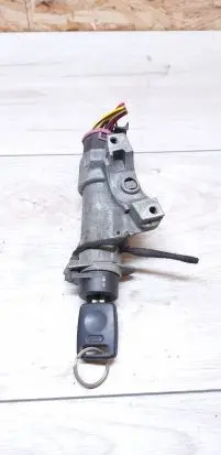 Audi A6 S6 C5 4B Ignition lock 4B0905851C