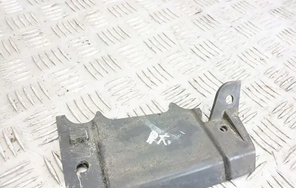 Ford Fiesta Other engine bay part C1BB8122A