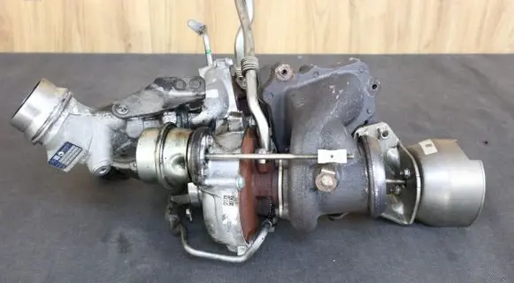 Mercedes-Benz SLK R172 Turbo 6510905780 A6510905780