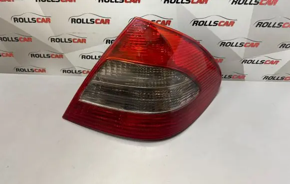 Mercedes-Benz E W211 Rear/tail lights 084401943RF