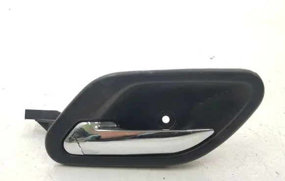 BMW 5 E39 Front door interior handle 8226049