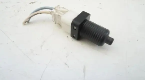 Peugeot 607 Brake pedal sensor switch K105L
