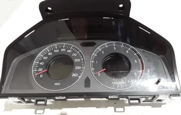 Volvo V70 Speedometer (instrument cluster) 31254535AA
