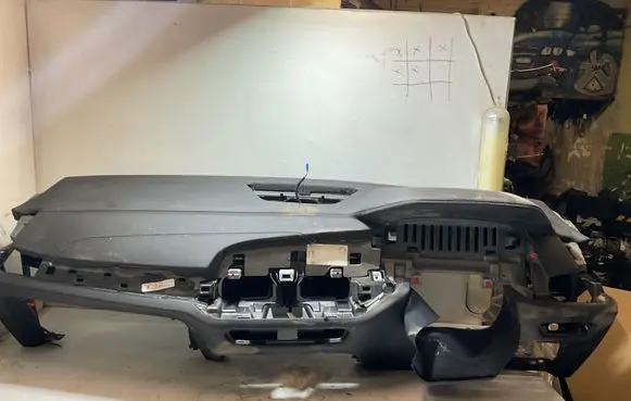 BMW X5 G05 Dashboard 00715359 424730 4228078