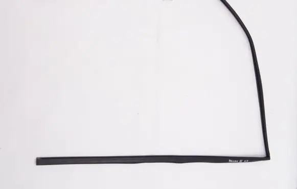 Mitsubishi Pajero Rubber seal front door window/glass PAJERO_III_99-06_USZCZELKA_SZYBY_DRZWI_PRAWY_PRZÓD