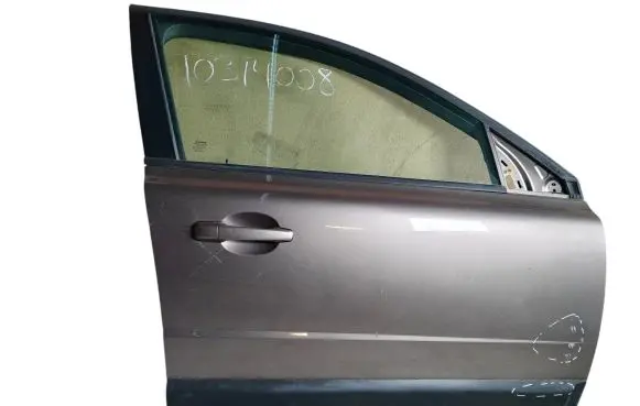Volvo XC70 Front door
