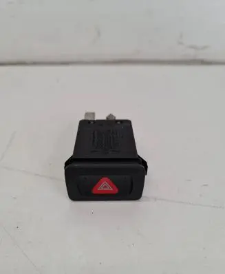 Volkswagen Golf IV Hazard light switch 1J0953235A 1J0959621B 1J0953235