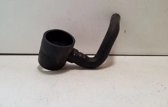 Breather/breather pipe/hose