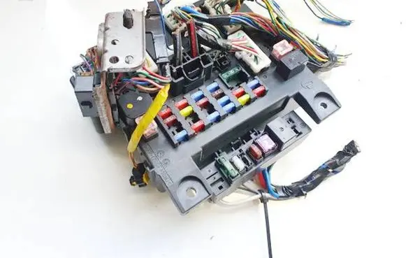 Mitsubishi ASX Fuse box set 8637a643 7741085722
