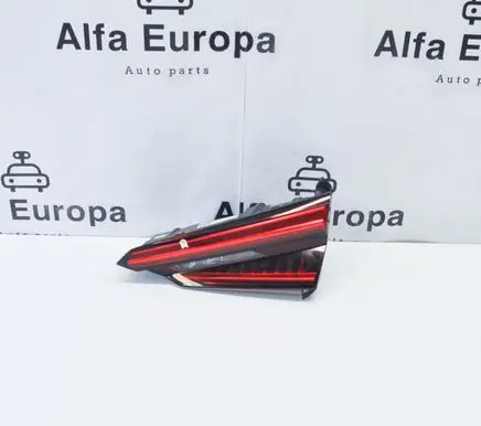 Audi A5 Tailgate rear/tail lights 8W6945094B