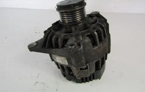 Renault Scenic I Generator/alternator 437322