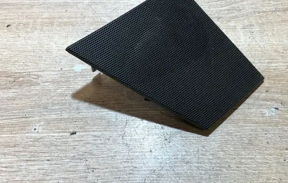 Side speaker trim/cover