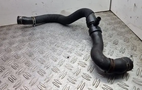 Peugeot 3008 I Engine coolant pipe/hose 794