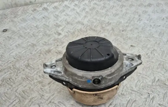 Mercedes-Benz GLE (W166 - C292) Engine mount bracket A1662405817