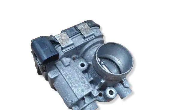 Skoda Citigo Throttle valve 04C133062D