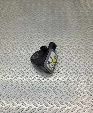 MG ZS Airbag deployment crash/impact sensor 10427035