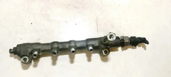 Opel Astra J Fuel main line pipe 13031064256