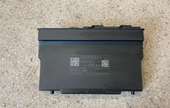 Audi e-tron Seat control module 4M6959760B