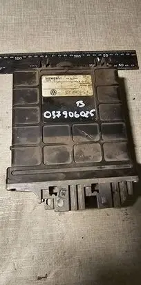 Ford Galaxy Engine control unit/module 037906025B HA029830003 00HA040890