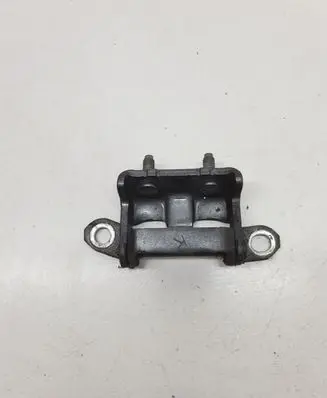 Nissan Qashqai Rear door upper hinge