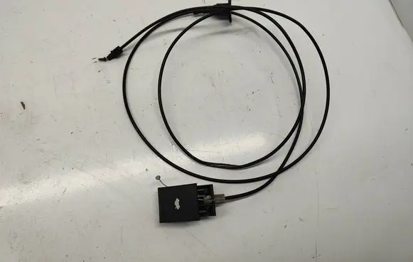 Chrysler Pacifica Engine bonnet/hood lock release cable 68228396AB 61327349