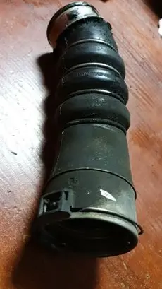 Intercooler hose/pipe