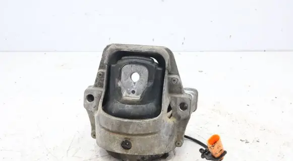 Audi Q5 SQ5 Engine mount bracket 8K0199381LJ