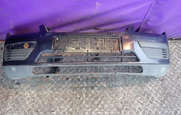 Ford Focus C-MAX Front bumper 