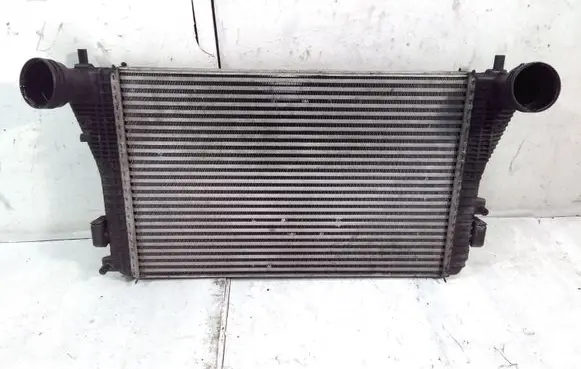 Volkswagen PASSAT B6 Intercooler radiator 3C0145805R N6882002
