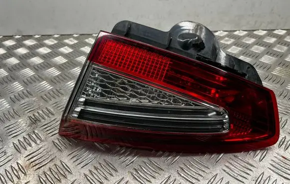 Ford Mondeo MK IV Tailgate rear/tail lights BS7113A602BE BS7113A602 BS7113A602B