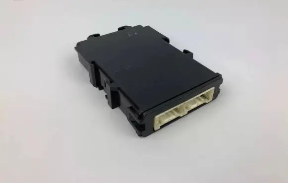 Toyota Avensis T270 Other control units/modules 8969005040