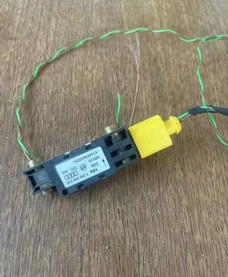 Audi A6 S6 C5 4B Airbag deployment crash/impact sensor 8E0959643E 031003 0232G0BA8PJA